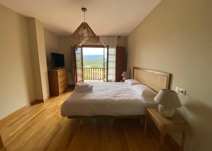 Casas El Castanedu